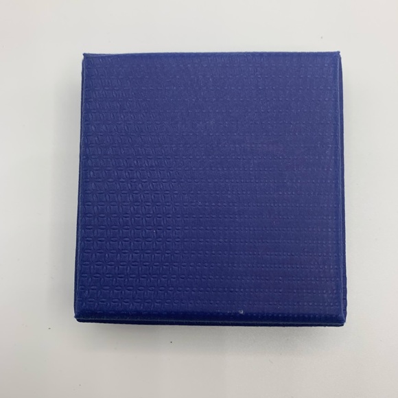 Authentic Swarovski Small Jewelry Presentation Box - Picture 2 of 9